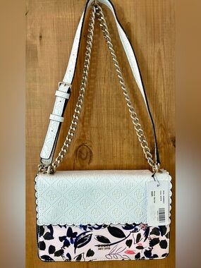 🌸 GUESS Rayna Convertible Crossbody Flap Bag 🌸